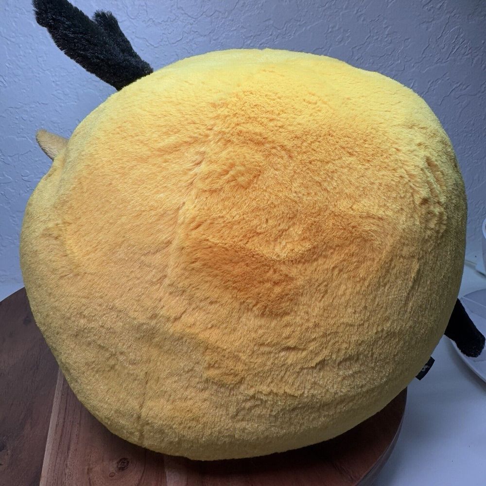 Angry Bird Yellow Inflated Bubbles Plush Animal Globe Bird RARE No Sound - Picture 4 of 9